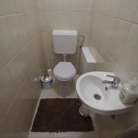Lägenhet Belvarosi Terasz Apartman Gyula